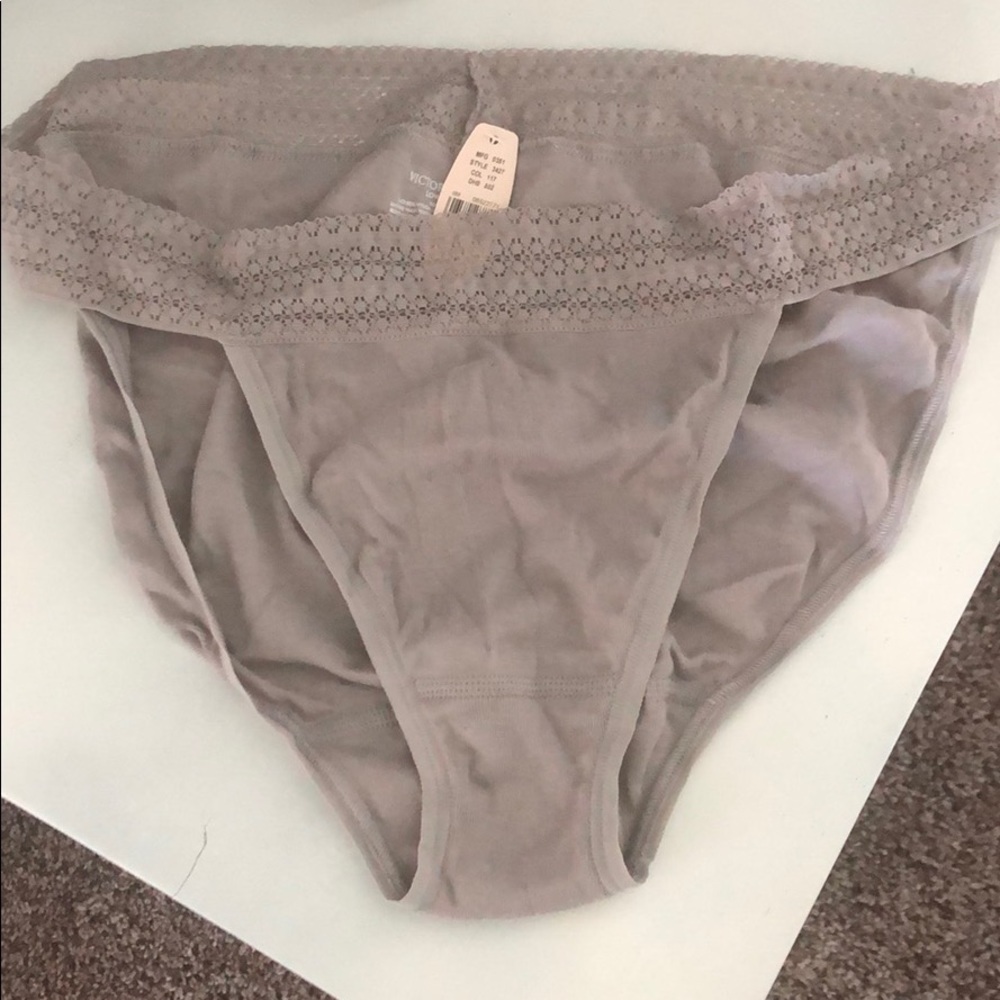 Victoria’s Secret Lace waist low-rise bikini